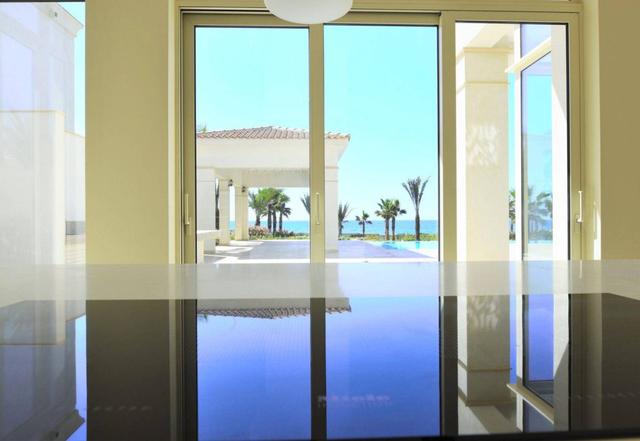 New 7-bedroom villa in Larnaca № 153410: https://dom.com.cy/en/catalog/sale/153410/ (dom.com.cy)