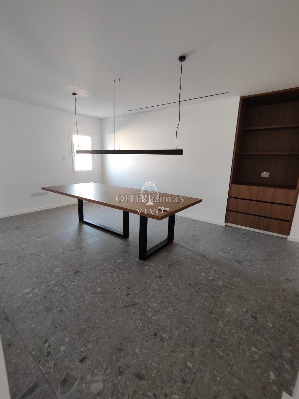 FULLY EQUIPPED MODERN OFFICE SPACE OF 500 SQ.M. NEAR LIMASSOL NEW PORT: https://www.offer.com.cy/en/fully-equipped-modern-office-space-of-500-sq-m-near-limassol-new-port/21-684056/ (www.offer.com.cy)