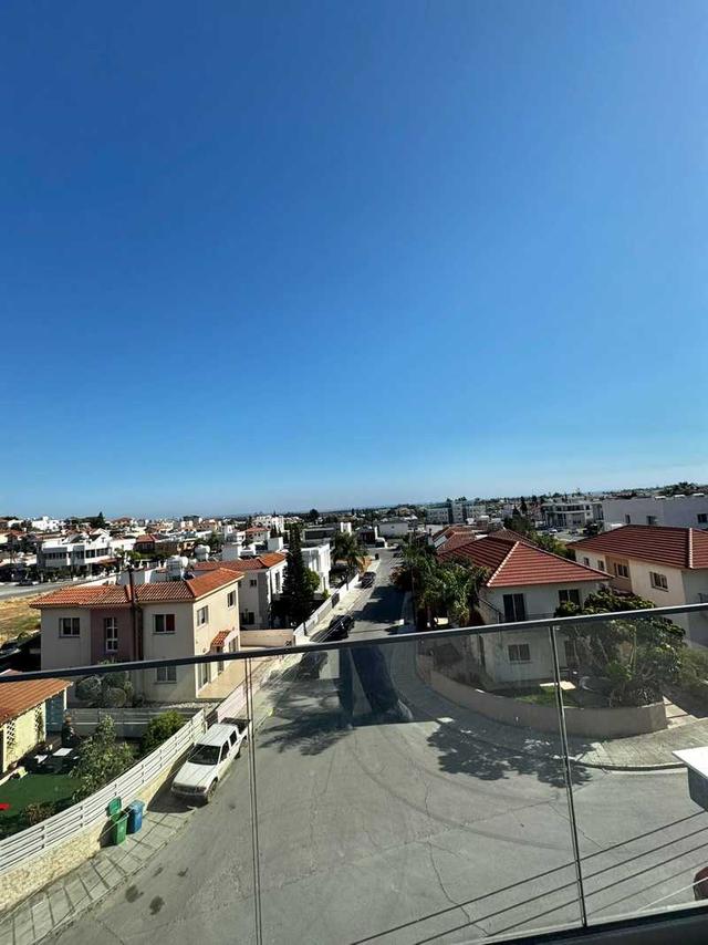2-bedroom apartment to rent: https://www.bazaraki.com/adv/5786260_2-bedroom-apartment-to-rent (www.bazaraki.com)