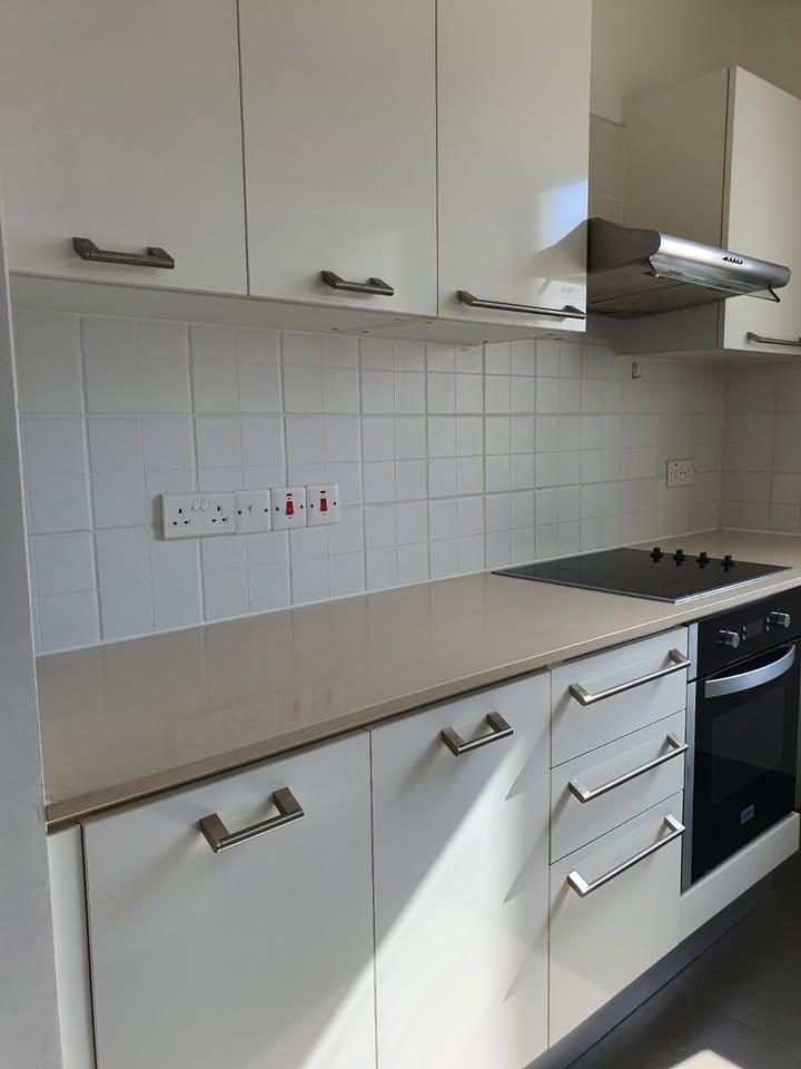 Квaртира/кoндоминиум с Спален: 2 и Санузлов: 1: https://www.facebook.com/marketplace/item/724180363509960 (www.facebook.com)