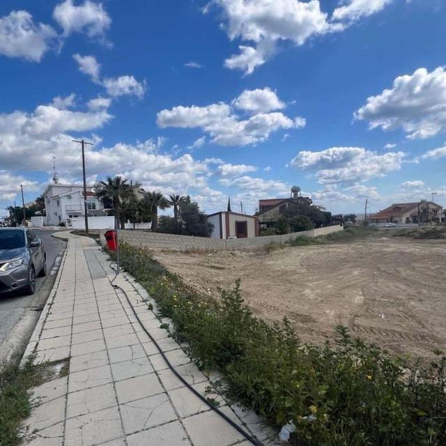 New 2-bedroom penthouse in Larnaca № 153147: https://dom.com.cy/en/catalog/sale/153147/ (dom.com.cy)