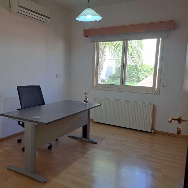 4-bedroom semi-detached to rent: https://www.bazaraki.com/adv/5791121_4-bedroom-semi-detached-to-rent (www.bazaraki.com)