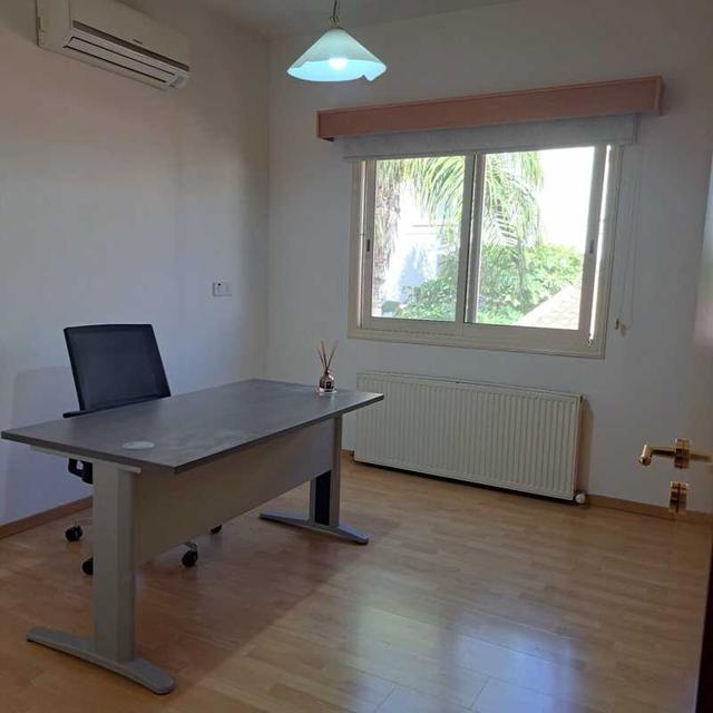 4-bedroom semi-detached to rent: https://www.bazaraki.com/adv/5791121_4-bedroom-semi-detached-to-rent (www.bazaraki.com)