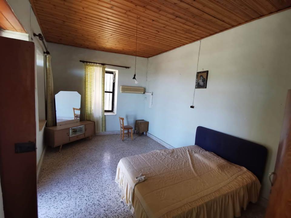 Traditional 4+ bedroom village house: https://www.facebook.com/marketplace/item/1380877393119258 (www.facebook.com)