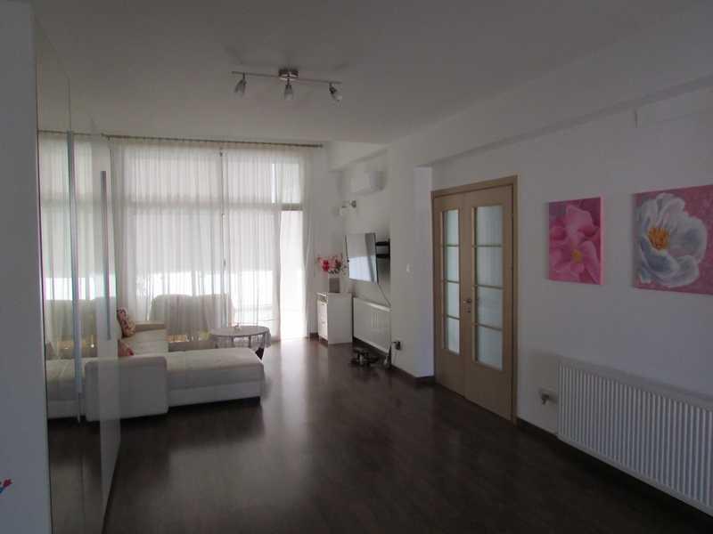 2-bedroom apartment to rent: https://www.bazaraki.com/adv/5788062_2-bedroom-apartment-to-rent (www.bazaraki.com)