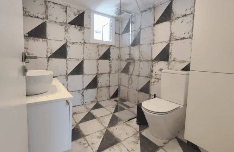 2 Bedroom Flat For Rent: https://www.zyprus.com/property/39364/2-bedrooms-apartment-flat-in-potamos-germasogeias-germasogeia-limassol (www.zyprus.com)