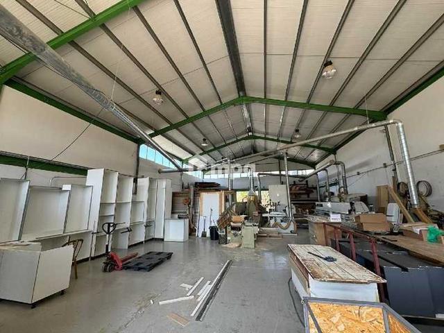 Warehouse in alambra: https://www.bazaraki.com/adv/5797497_warehouse-in-alambra (www.bazaraki.com)