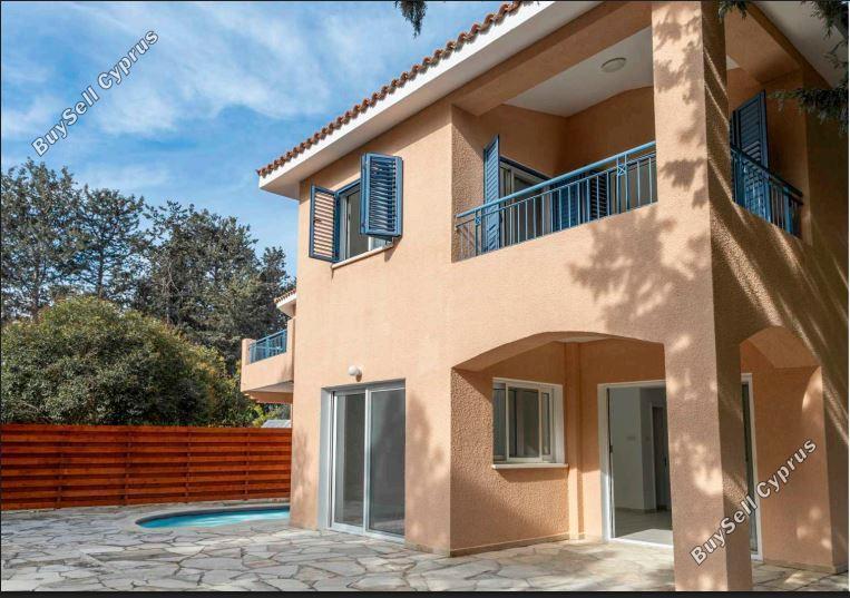 3 Bedroom Detached house for sale in Kato Paphos Universal, Paphos: https://www.buysellcyprus.com/property-for-sale/paphos/kato-paphos-universal/3-bed-detached-house-for-sale-kato-paphos-universal-paphos-1795558.html (www.buysellcyprus.com)
