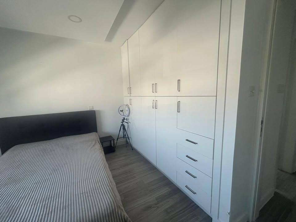 3 bedroom apartment re sale: https://www.facebook.com/marketplace/item/685899487131936 (www.facebook.com)