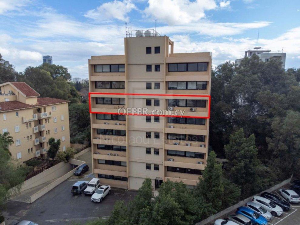 Office for sale in Agioi Omologites suitable for investment: https://www.offer.com.cy/en/office-for-sale-in-agioi-omologites-suitable-for-investment/21-693140/ (www.offer.com.cy)