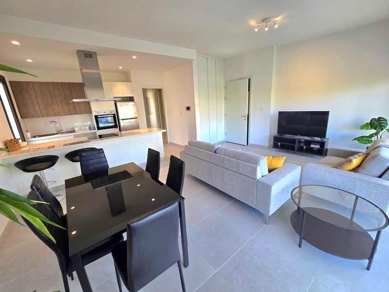2-bedroom apartment to rent: https://www.bazaraki.com/adv/5790563_2-bedroom-apartment-to-rent (www.bazaraki.com)