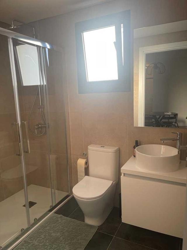 1-bedroom apartment to rent: https://www.bazaraki.com/adv/5786963_1-bedroom-apartment-to-rent (www.bazaraki.com)
