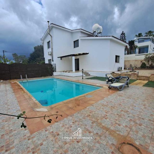 3-bedroom detached house to rent: https://www.bazaraki.com/adv/5787850_3-bedroom-detached-house-to-rent (www.bazaraki.com)