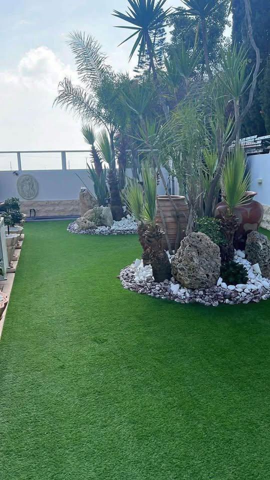 4 Bedroom House 3Mins walk to the Larnaca Seaside Beach: https://www.facebook.com/marketplace/item/1689329275036061 (www.facebook.com)