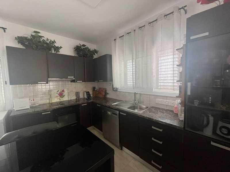 4-bedroom villa to rent: https://www.bazaraki.com/adv/5793414_4-bedroom-villa-to-rent (www.bazaraki.com)