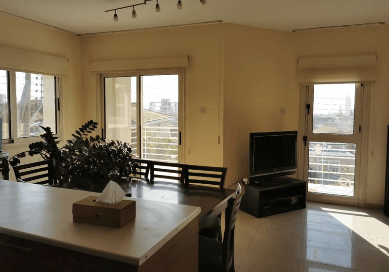 3-bedroom penthouse to rent: https://www.bazaraki.com/adv/5794612_3-bedroom-penthouse-to-rent (www.bazaraki.com)