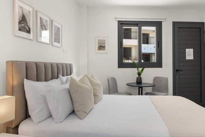 1-bedroom apartment to rent: https://www.bazaraki.com/adv/5786980_1-bedroom-apartment-to-rent (www.bazaraki.com)