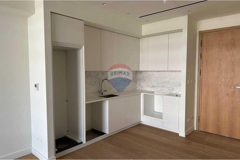 3-bedroom apartment for sale: https://www.bazaraki.com/adv/5798083_3-bedroom-apartment-for-sale (www.bazaraki.com)