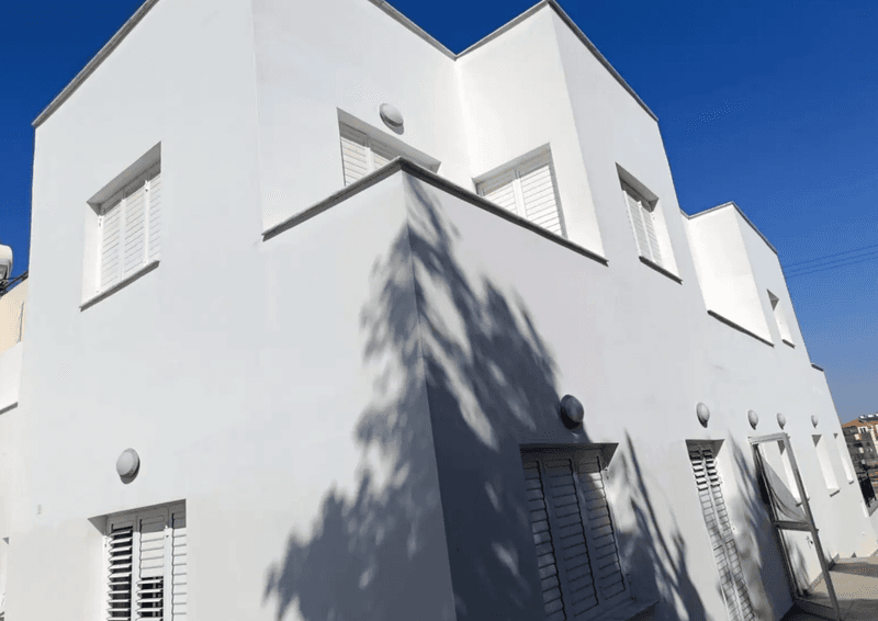 6-bedroom maisonette for sale: https://www.bazaraki.com/adv/5787059_6-bedroom-maisonette-for-sale (www.bazaraki.com)