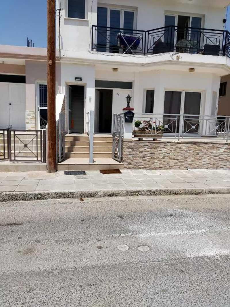 Studio apartment to rent: https://www.bazaraki.com/adv/5787588_studio-apartment-to-rent (www.bazaraki.com)