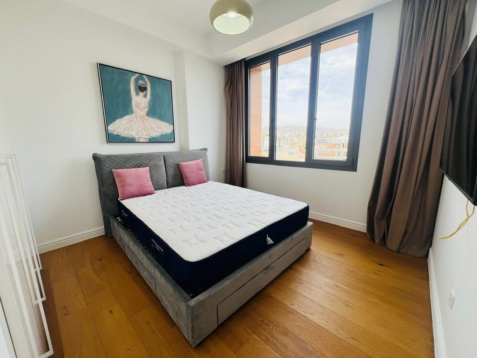 3 Beds 3 Baths Apartment/condo: https://www.facebook.com/marketplace/item/1189328872495519 (www.facebook.com)