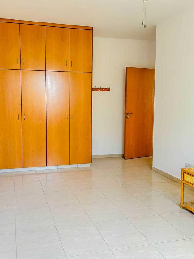 3-bedroom detached house to rent: https://www.bazaraki.com/adv/5798566_3-bedroom-detached-house-to-rent (www.bazaraki.com)