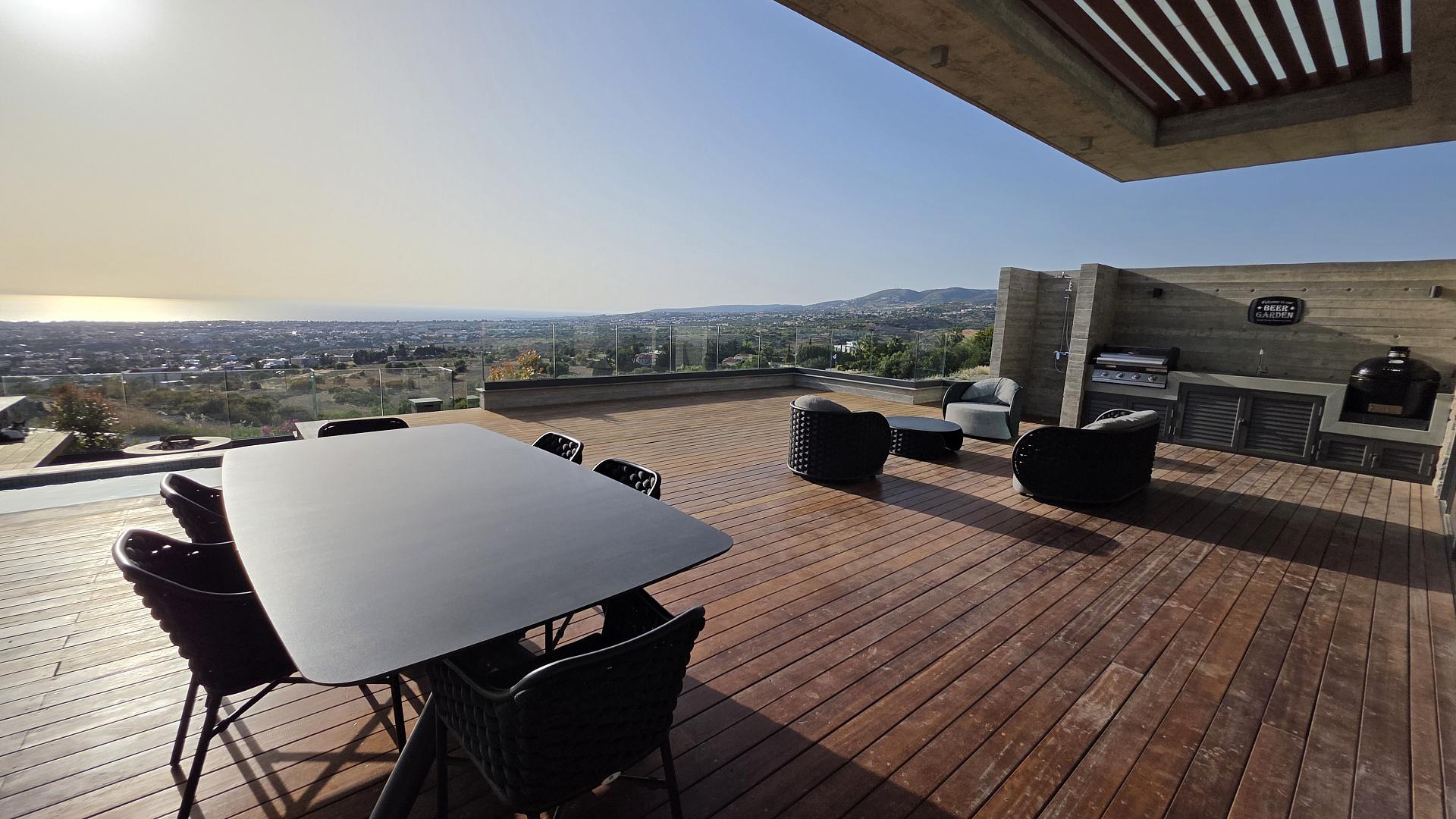 5-bedroom villa in Paphos № 152717: https://dom.com.cy/en/catalog/sale/152717/ (dom.com.cy)