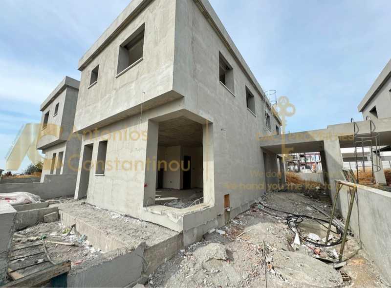 4-bedroom semi-detached for sale: https://www.bazaraki.com/adv/5793124_4-bedroom-semi-detached-for-sale (www.bazaraki.com)