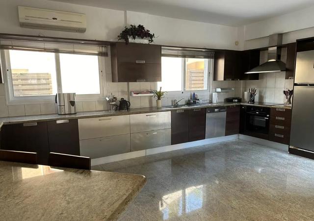 3-bedroom house in Larnaca №152085: https://dom.com.cy/en/catalog/rent/152085/ (dom.com.cy)
