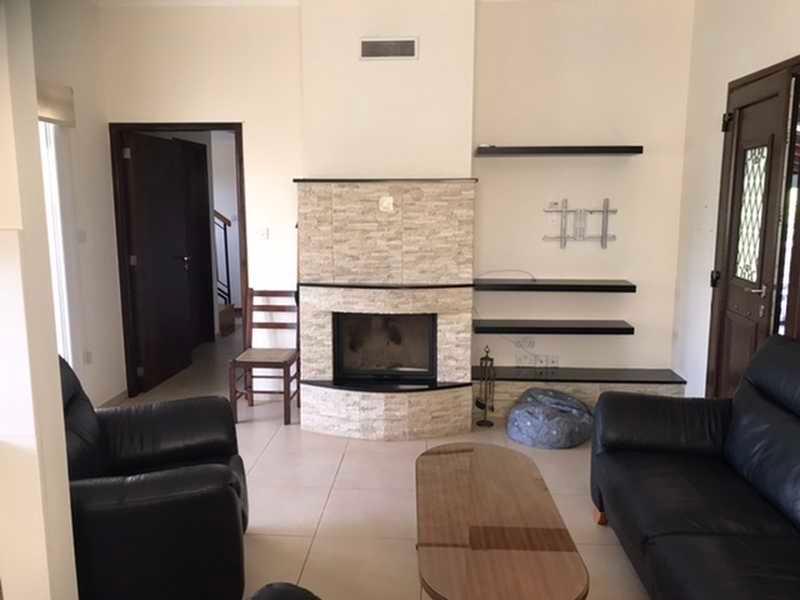 3-bedroom detached house to rent: https://www.bazaraki.com/adv/5789391_3-bedroom-detached-house-to-rent (www.bazaraki.com)