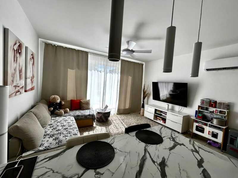 3-bedroom maisonette for sale: https://www.bazaraki.com/adv/5797406_3-bedroom-maisonette-for-sale (www.bazaraki.com)