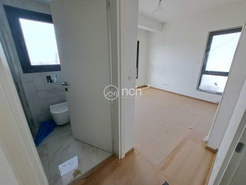 3-bedroom penthouse to rent: https://www.bazaraki.com/adv/5795385_3-bedroom-penthouse-to-rent (www.bazaraki.com)