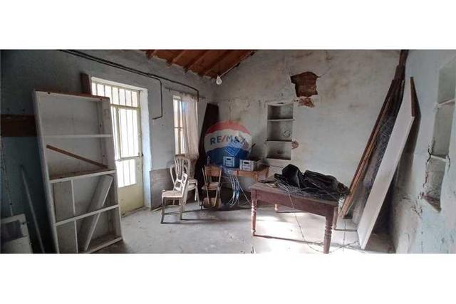 2-bedroom detached house for sale: https://www.bazaraki.com/adv/5798090_2-bedroom-detached-house-for-sale (www.bazaraki.com)