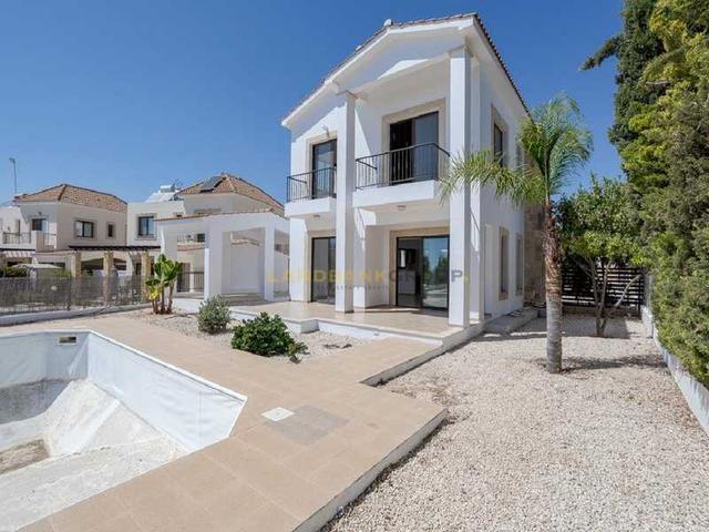 3-bedroom villa for sale: https://www.bazaraki.com/adv/5798669_3-bedroom-villa-for-sale (www.bazaraki.com)