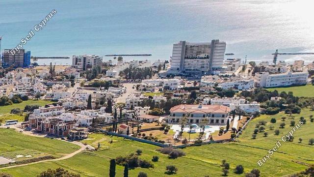 798 SQM Plot for sale in Dekeleia, Larnaca: https://www.buysellcyprus.com/property-for-sale/larnaca/dekeleia/plot-for-sale-dekeleia-larnaca-1796740.html (www.buysellcyprus.com)