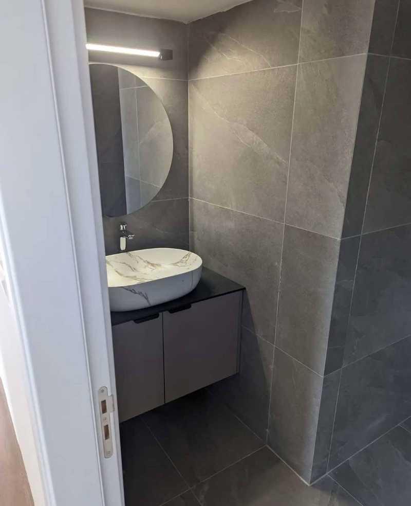 3-bedroom apartment to rent: https://www.bazaraki.com/adv/5795219_3-bedroom-apartment-to-rent (www.bazaraki.com)