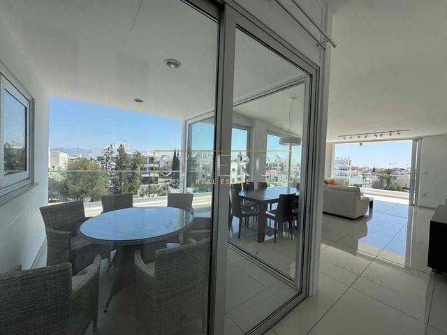 3-bedroom apartment to rent: https://www.bazaraki.com/adv/5791419_3-bedroom-apartment-to-rent (www.bazaraki.com)