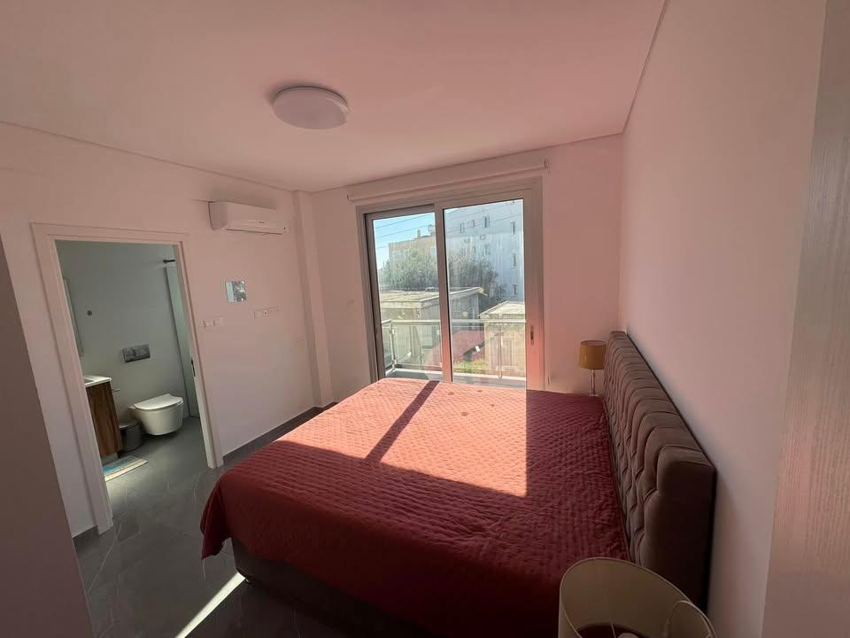2 bedroom 2 bathroom for rent: https://www.facebook.com/marketplace/item/675504675447959 (www.facebook.com)