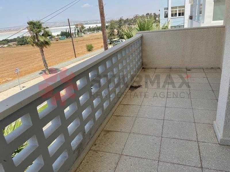 2-bedroom apartment to rent: https://www.bazaraki.com/adv/5796859_2-bedroom-apartment-to-rent (www.bazaraki.com)