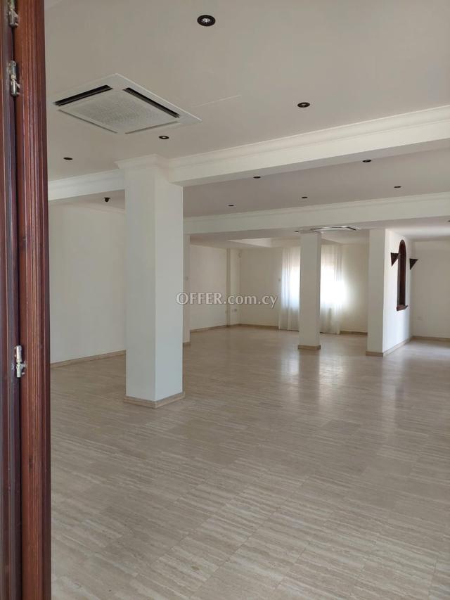 House (Detached) in Kapsalos, Limassol for Sale: https://www.offer.com.cy/en/house-detached-in-kapsalos-limassol-for-sale/21-816237/ (www.offer.com.cy)