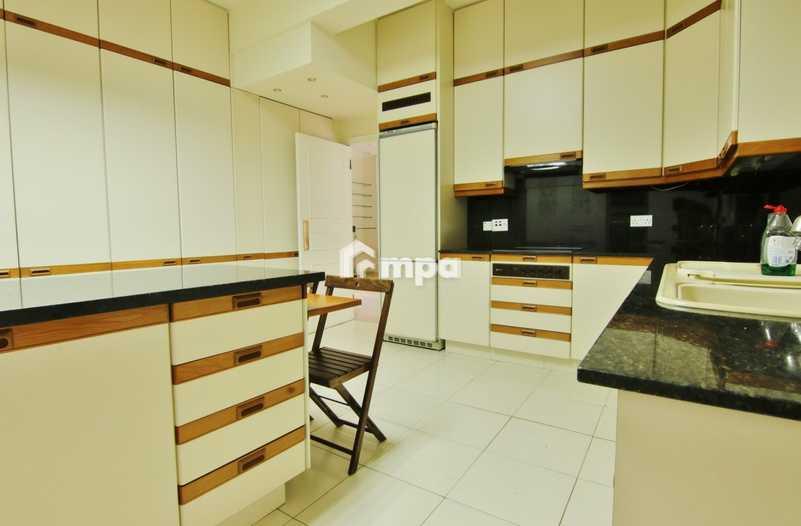 4-bedroom detached house to rent: https://www.bazaraki.com/adv/5786750_4-bedroom-detached-house-to-rent (www.bazaraki.com)