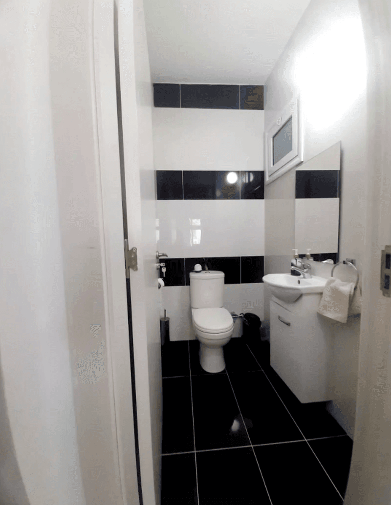 2-bedroom apartment to rent: https://www.bazaraki.com/adv/5796685_2-bedroom-apartment-to-rent (www.bazaraki.com)