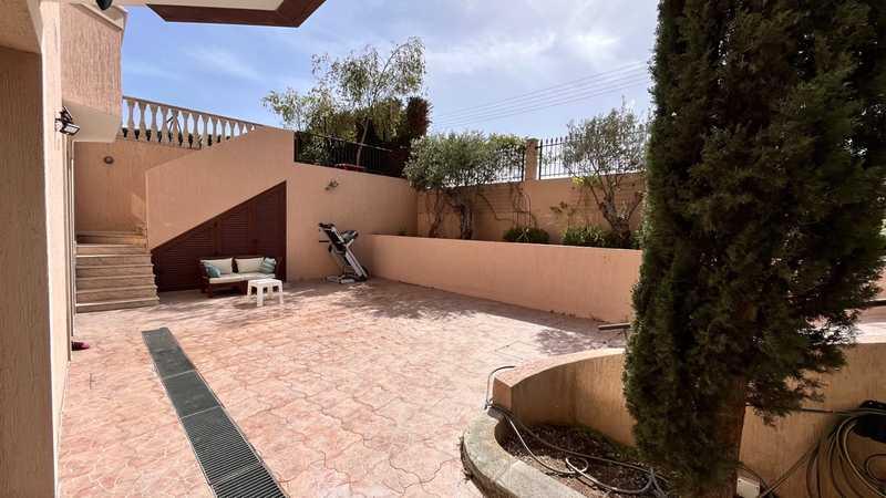 1-bedroom semi-detached to rent: https://www.bazaraki.com/adv/5793947_1-bedroom-semi-detached-to-rent (www.bazaraki.com)