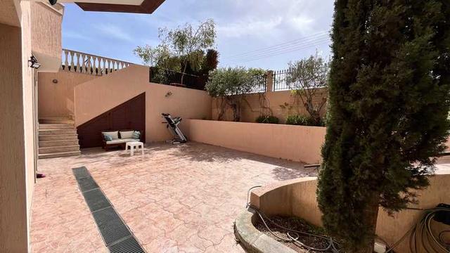 1-bedroom semi-detached to rent: https://www.bazaraki.com/adv/5793947_1-bedroom-semi-detached-to-rent (www.bazaraki.com)