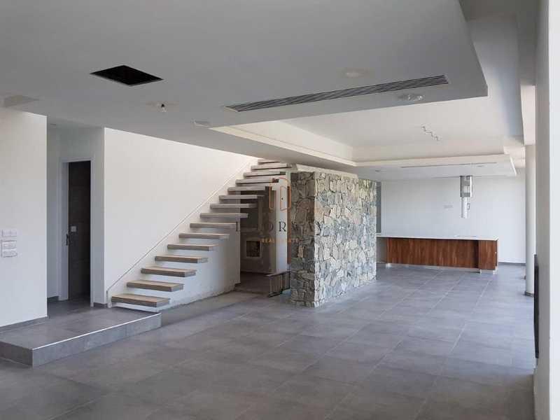 5-bedroom detached house for sale: https://www.bazaraki.com/adv/5794779_5-bedroom-detached-house-for-sale (www.bazaraki.com)