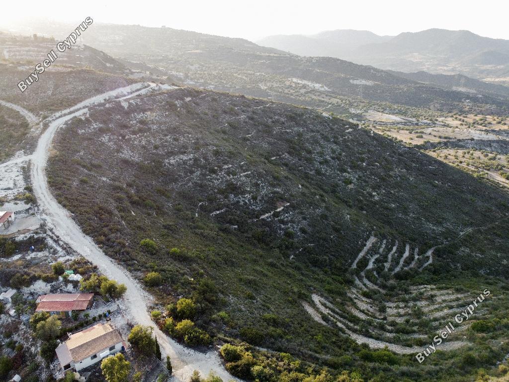 17,057 SQM Agricultural Land for sale in Pano Lefkara, Larnaca: https://www.buysellcyprus.com/property-for-sale/larnaca/pano-lefkara/land-for-sale-pano-lefkara-larnaca-1800852.html (www.buysellcyprus.com)