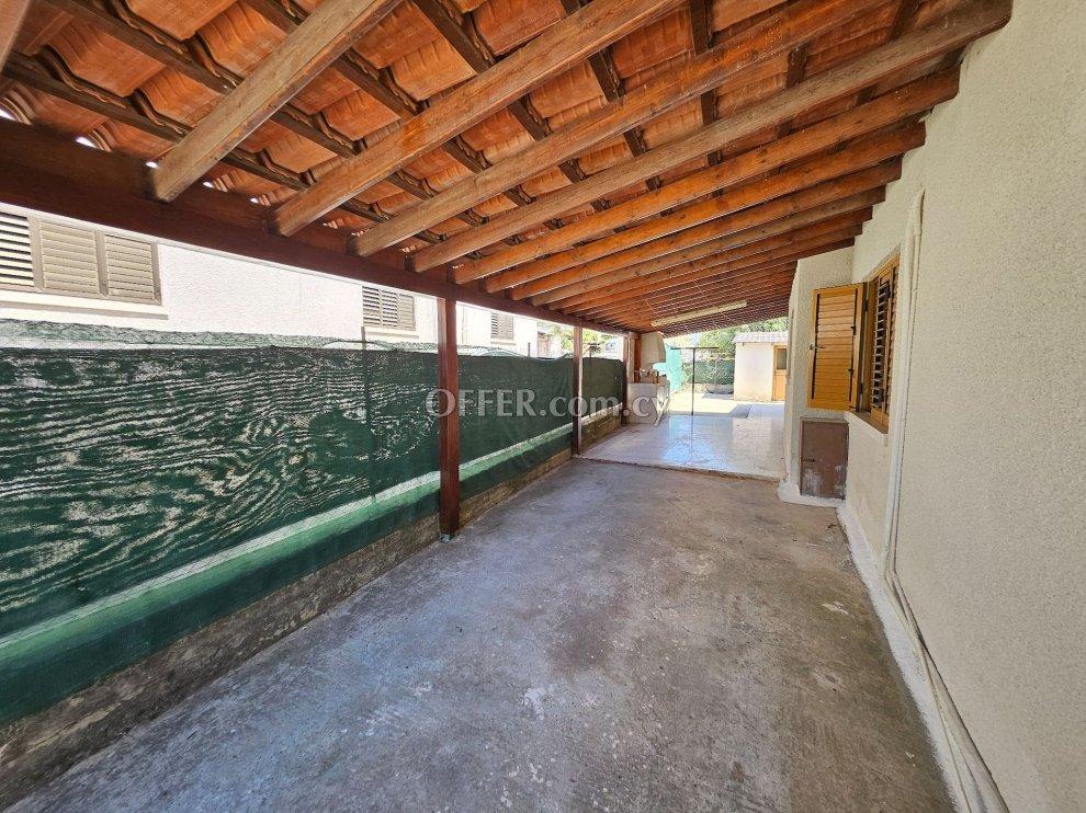 3 Bed Detached Bungalow for rent in Episkopi, Limassol: https://www.offer.com.cy/en/3-bed-detached-bungalow-for-rent-in-episkopi-limassol/21-816218/ (www.offer.com.cy)