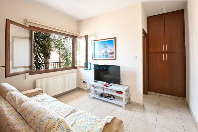 5-bedroom detached house for sale: https://www.bazaraki.com/adv/5788722_5-bedroom-detached-house-for-sale (www.bazaraki.com)
