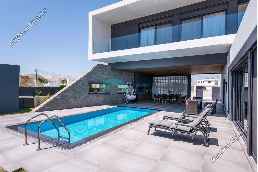 4 Bedroom Detached house for sale in Aradippou, Larnaca: https://www.buysellcyprus.com/property-for-sale/larnaca/aradippou/4-bed-detached-house-for-sale-aradippou-larnaca-1794036.html (www.buysellcyprus.com)