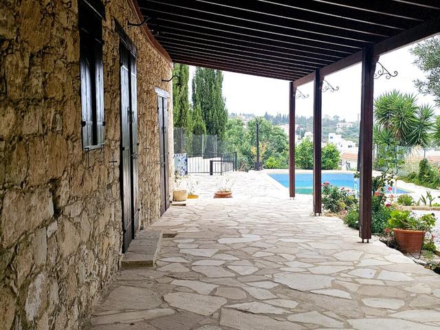 2 Bedroom Bungalow For Rent: https://www.zyprus.com/property/39368/2-bedrooms-house-bungalow-in-tala-paphos (www.zyprus.com)